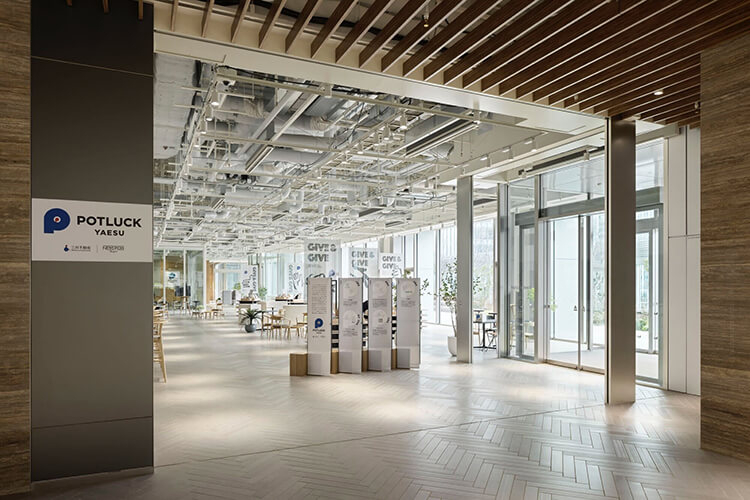 ポットラック八重洲（POTLUCK YAESU）内観